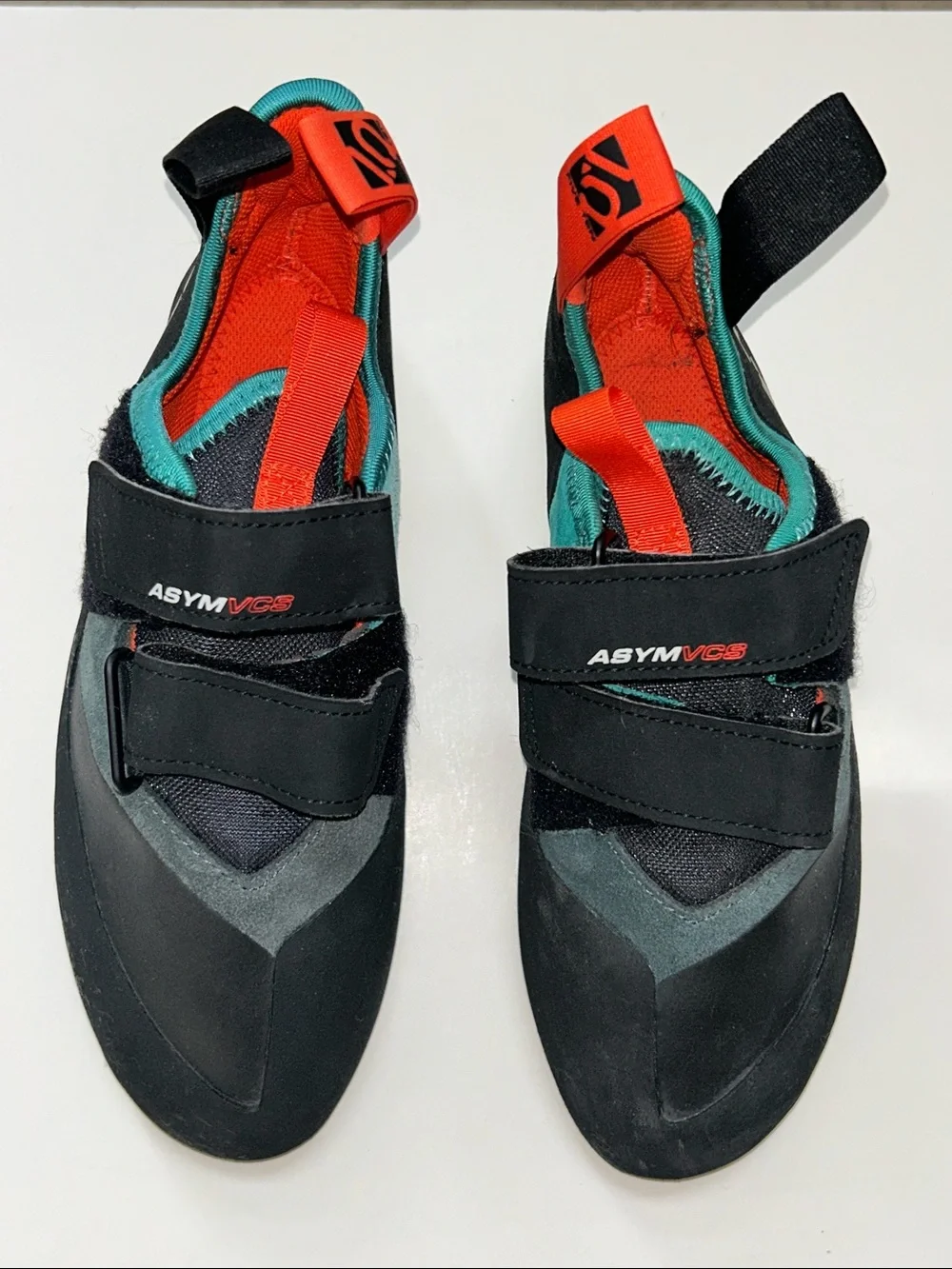 Adidas 5.10 Asylum VCS Climbing Shoes. Size 7.5